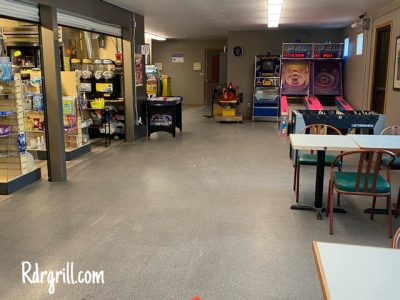 family restaurant games stuff to do